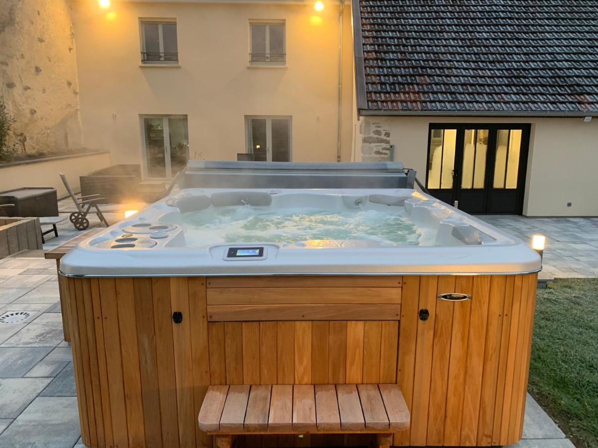 Chez La Rose Luxueuse Cottage Avec Jacuzzi Rouvres-la-Chétive Dış mekan fotoğraf