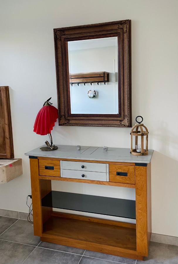 Chez La Rose Luxueuse Cottage Avec Jacuzzi Rouvres-la-Chétive Dış mekan fotoğraf